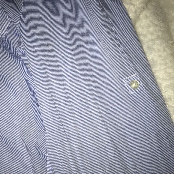 GAP light weight blue/white shirt - Picture 3 of 4